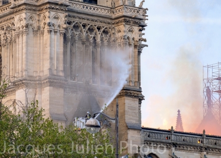 Pompier sur l’incendie de la cathédrale Notre-Dame – 15 avril 2019